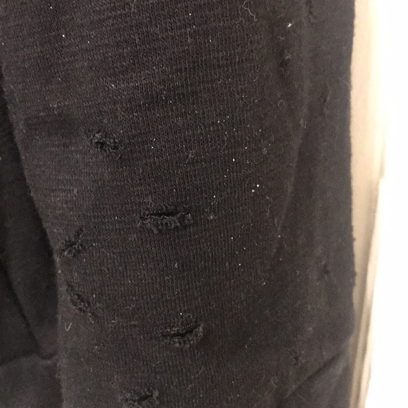 Hot and delicious black distressed shirt - Picture 5 of 9